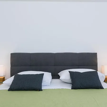 Eva Apartment *