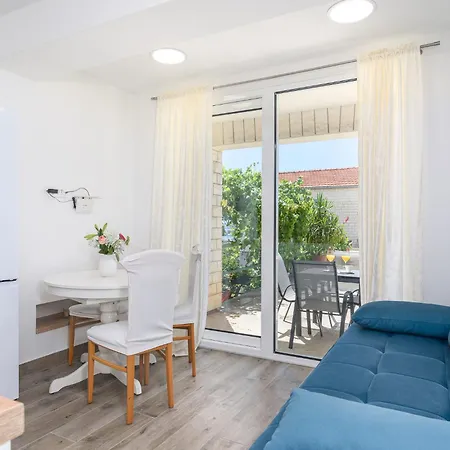 Eva Apartment
